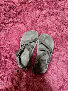 (Category: ) located in . Submitted by clairiepreloved (Listing ID 1457361891, Image 1). Description: .