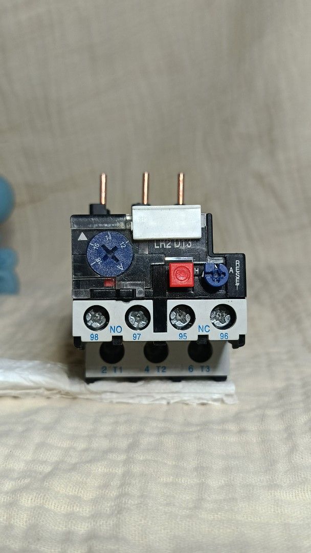 Schneider Electric LR2 D13 Thermal Overload Relay (Category: Electrical, Adaptors & Sockets) located in Cavite. Submitted by aries.red (Listing ID 1457417570, Image 2). Description: PRICE FOR EACH ITEM 2 pcs Available - Schneider Electric LR2 D13 Thermal Overload Relays - Rated for AC 660V - Includes both Normally Open (NO) and Normally Closed (NC) contacts - Perfect for industrial applications.