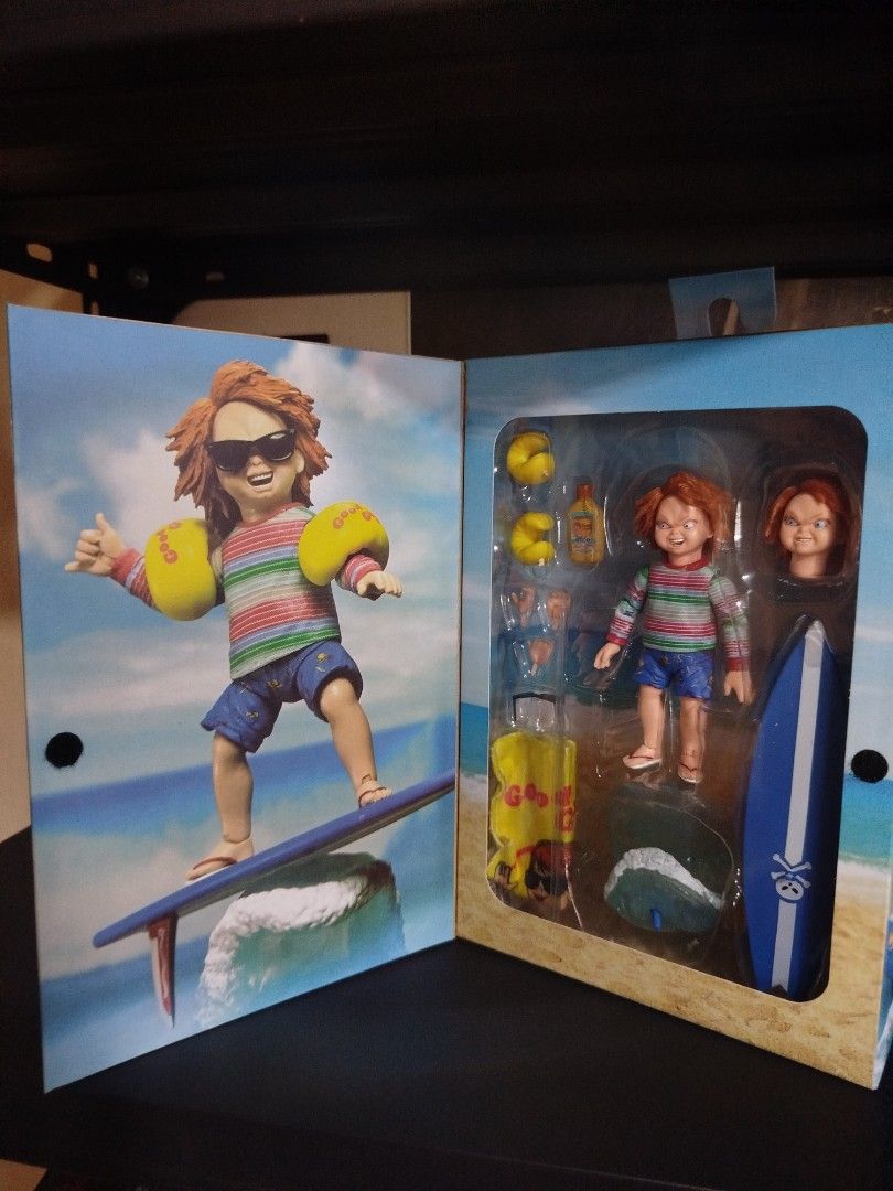 SDCC EXCLUSIVE SURF'S UP CHUCKY (Category: Designer & Blind Box Toys) located in Manila. Submitted by aj1nn (Listing ID 1457361298, Image 3). Description: Opened for checking and Auth check 100% Authentic ✅ Never been played or displayed ✅ Negotiable✅.