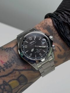 (Category: ) located in . Submitted by e.s.watches (Listing ID 1457502032, Image 1). Description: .