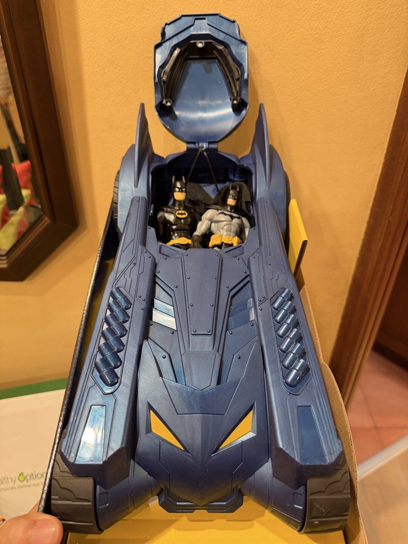 Spin Master DC Comics Batmobile with Batman Figures (Category: Vehicle & Diecast Models) located in Manila. Submitted by rmemz.mnl (Listing ID 1457493893, Image 3). Description: - Spin Master Batmobile - FREE Batman Figures from Mattel > Zipline Batman (loose cape and belt) > Batman 1989 - Payment via GoTyme/Tonik.