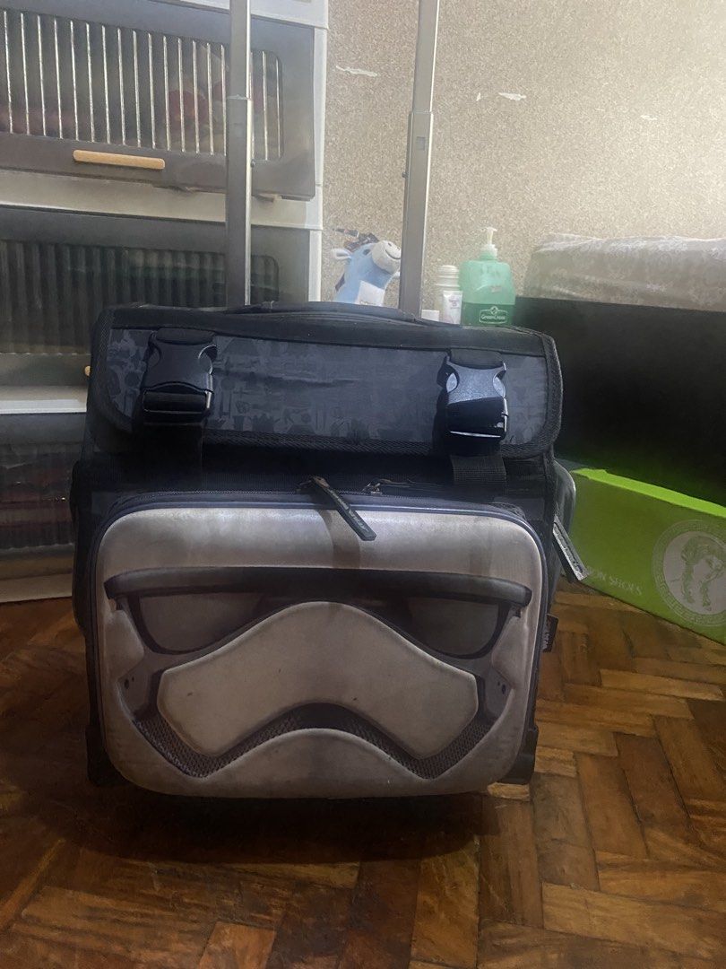 Star Wars Stormtrooper School Trolley Bag (Category: Looking For) located in Paranaque City. Submitted by hershop.sbt (Listing ID 1457473508, Image 1). Description: .