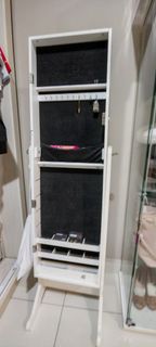 (Category: ) located in . Submitted by ziziko (Listing ID 1457437006, Image 1). Description: .