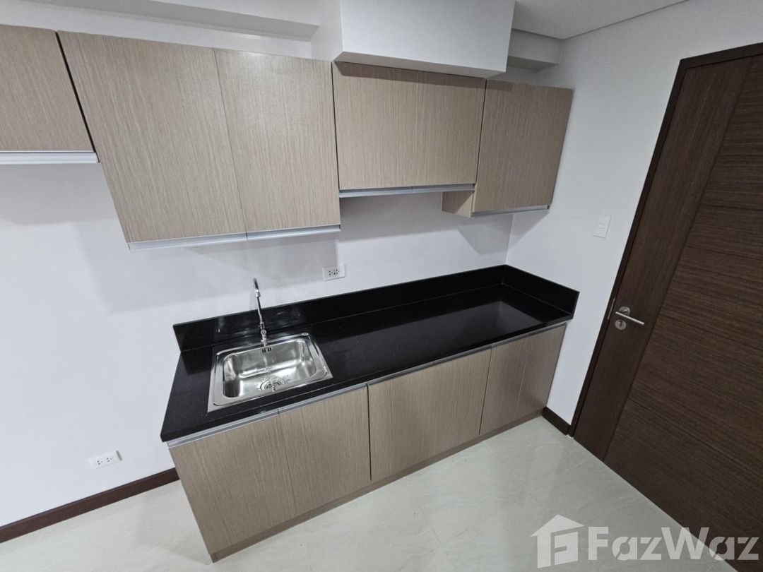 Studio Condo for sale at Gateway Regency Studios (Category: Apartments & Condos) located in Makati City. Submitted by propertyproph (Listing ID 1457404548, Image 2). Description: 🏙️ For Sale – Modern Studio at Gateway Regency, Mandaluyong Maximize your lifestyle or investment potential with this efficient 20 sqm studio at Gateway Regency along Pioneer Street, Mandaluyong City. Strategically positioned near major transportation hubs and Metro Man