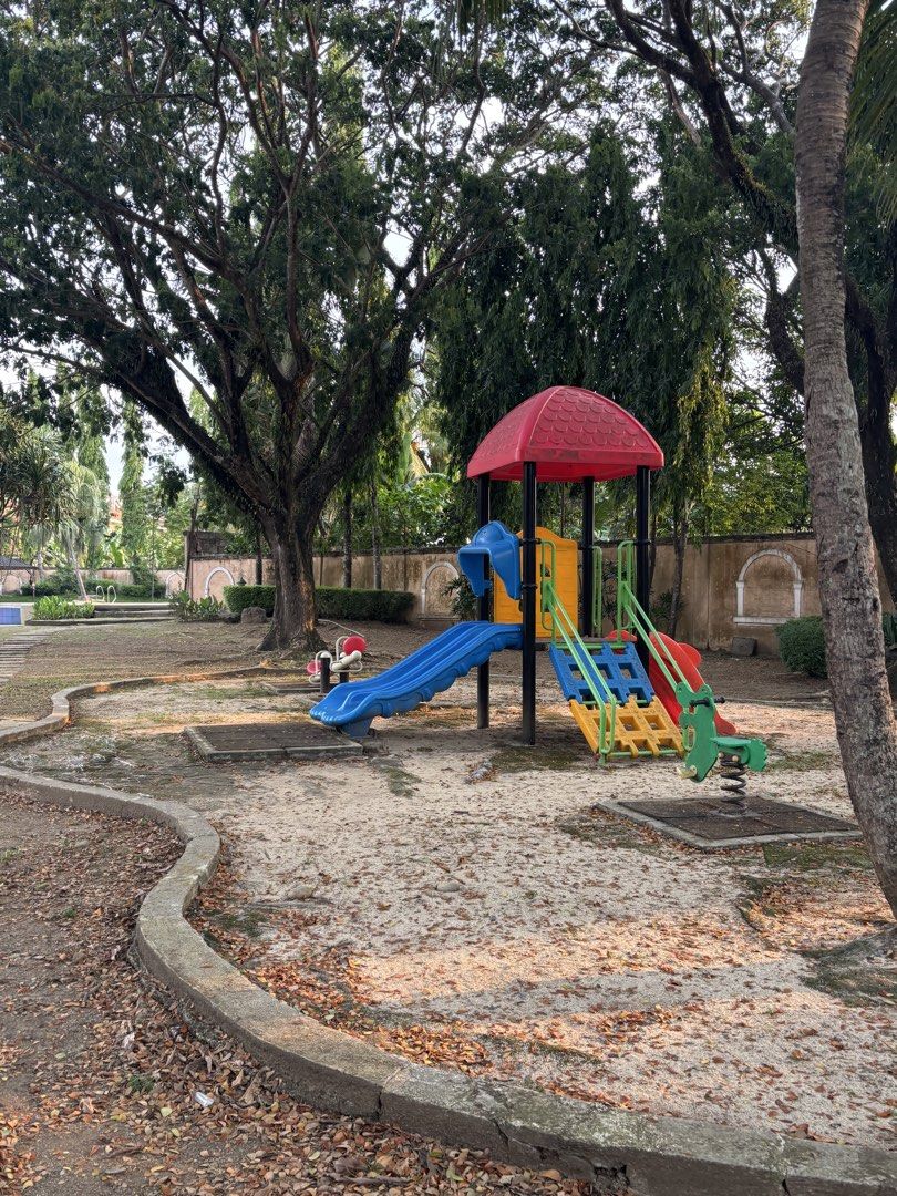 The Island Park Dasmarinas Cavite (Category: Lot) located in Quezon City. Submitted by qualitystoreshop (Listing ID 1457377129, Image 2). Description: 🏝️ PRIME LOT FOR SALE – CARIBE AT THE ISLAND PARK (BRITTANY) 📍 Brgy. Paliparan, Dasmariñas, Cavite 📍 Inside Caribe – premium enclave of The Island Park (Villar City) 💎 PROPERTY DETAILS 📐 Lot Area: 304 sqm 📌 Inner Lot (ideal for private residence) 📄 Clean Title | Updated docs 🚫 NOT FORECLOSE