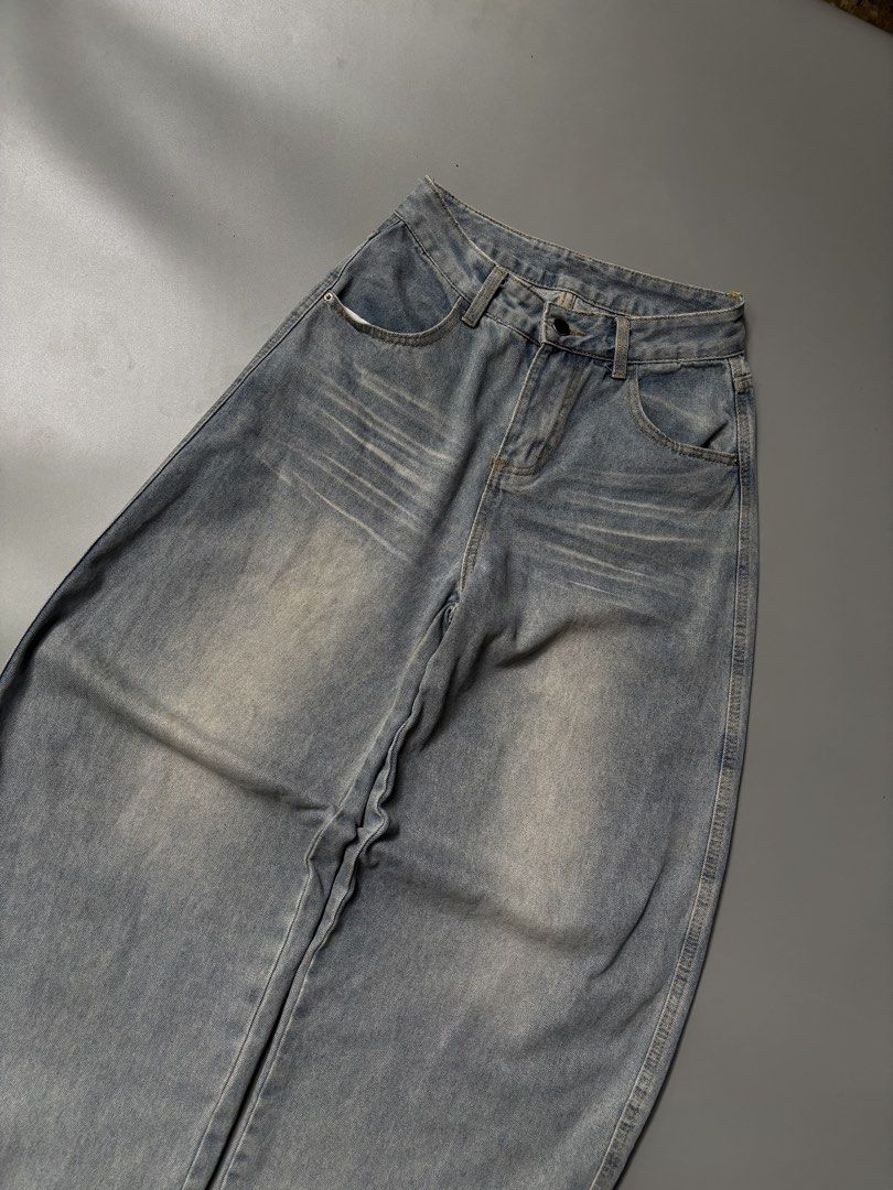 Thrifted Baggy Jeans (Category: Jeans) located in Santa Cruz. Submitted by pizzaburger13 (Listing ID 1457476830, Image 2). Description: .