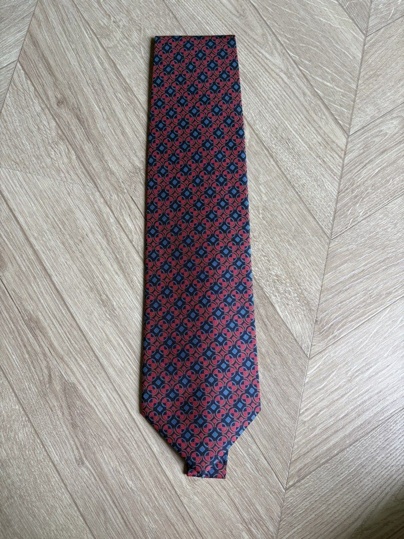 Ties (Category: Coats, Jackets and Outerwear) located in Singapore. Submitted by fluffylee (Listing ID 1457358749, Image 3). Description: $5 each.