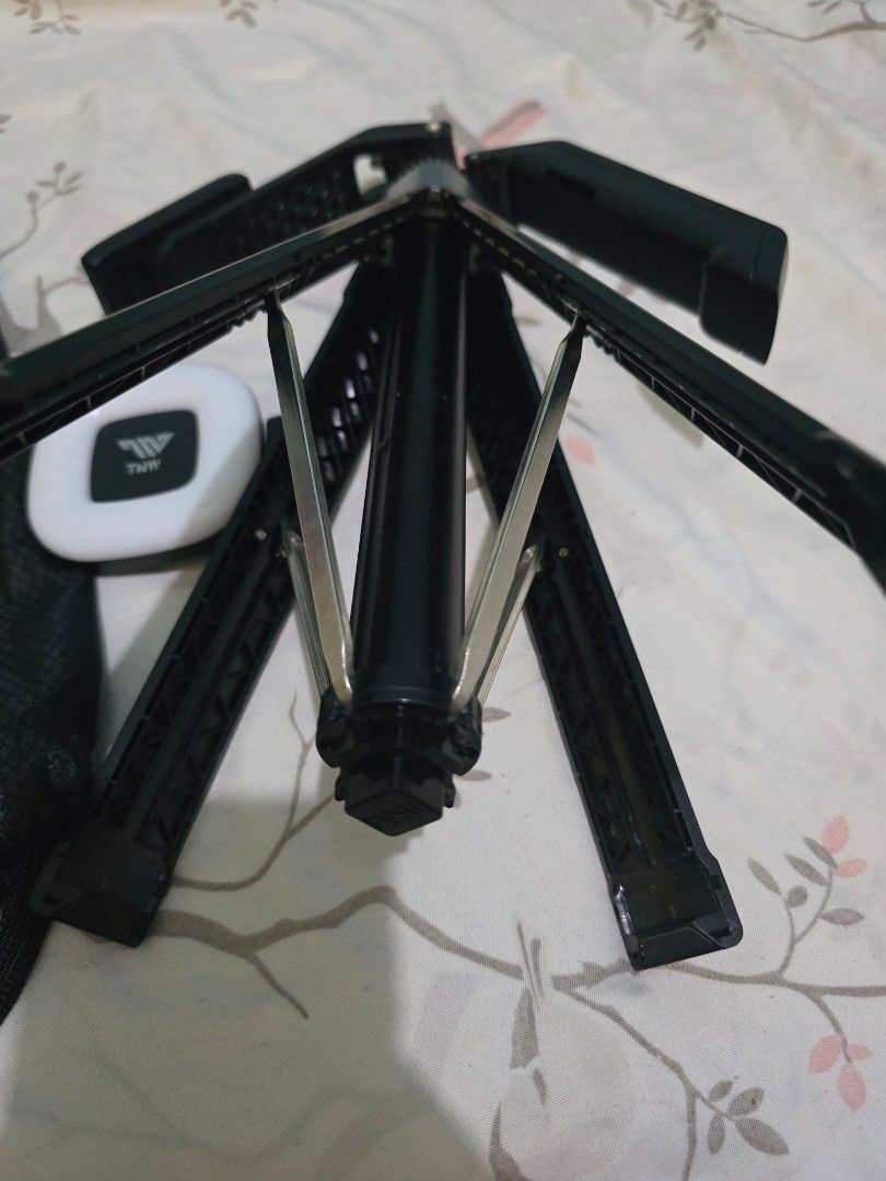 TNW Tripod expandable (Category: Tripods & Monopods) located in Cebu City. Submitted by hersidehustling (Listing ID 1457387715, Image 3). Description: TNW tripod expandable issue: I did not test the light and remote control i think it's not working, but the tripod itself is perfectly good as new..