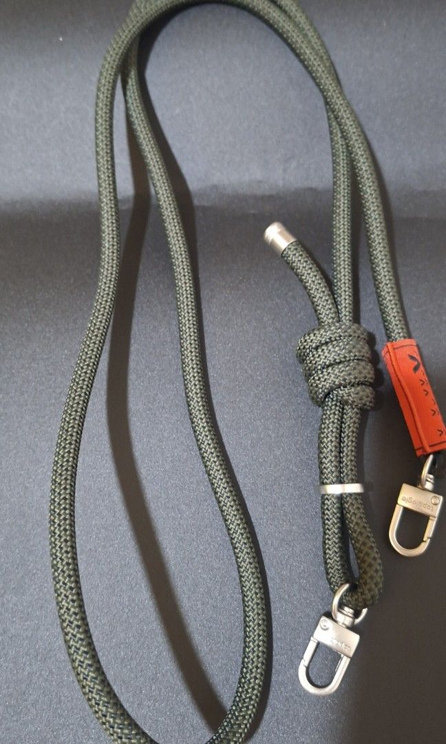 Topologie Strap/Rope (Category: Camera Bags & Carriers) located in Manila. Submitted by trizshop (Listing ID 1453862644, Image 3). Description: Topologie Strap / Rope black 8m Brand New.
