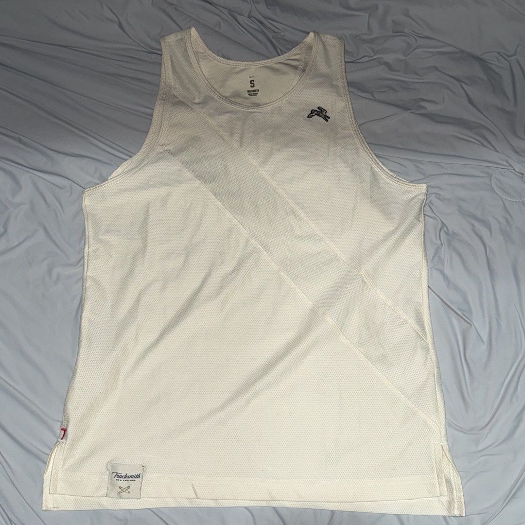 Tracksmith Van Cortlandt Singlet - Ivory (Category: Activewear) located in Manila. Submitted by jyuriii (Listing ID 1457509540, Image 1). Description: Tracksmith Van Cortlandt Singlet - Ivory (Small) Location: Metro Manila shipping thru lalamove only 4,000 + sf rfs: decluttering.