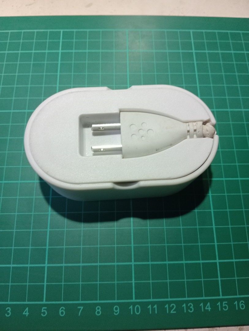 Travel Extension Cord (Category: Electrical, Adaptors & Sockets) located in Quezon City. Submitted by wet_boots (Listing ID 1457333838, Image 3). Description: Travel extension cord 1 meter long Good condition ₱300+sf 📍Novaliches QC.