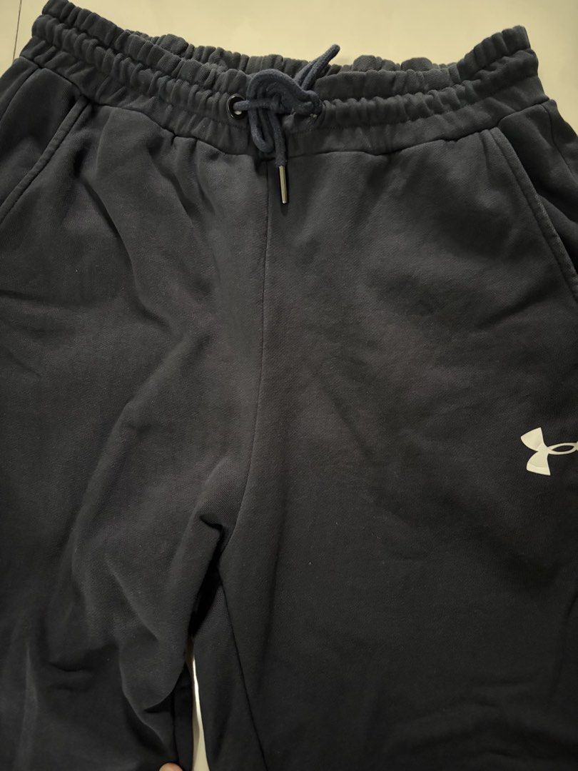 UNDER ARMOUR PANTS (Category: Joggers) located in Angeles City. Submitted by luigids (Listing ID 1457352495, Image 3). Description: SIZE LARGE FREE WAIST NO ISSUE NEED WASH .