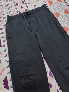 (Category: ) located in . Submitted by rust.garment (Listing ID 1457489265, Image 1). Description: .