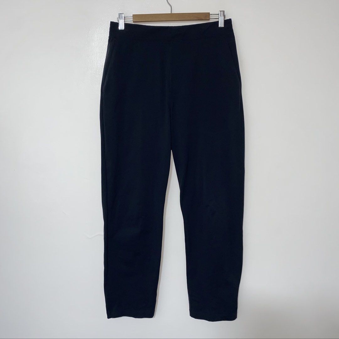 UNIQLO men ultra stretch pants (Category: Trousers) located in San Jose del Monte. Submitted by mamiracky (Listing ID 1457440218, Image 2). Description: .