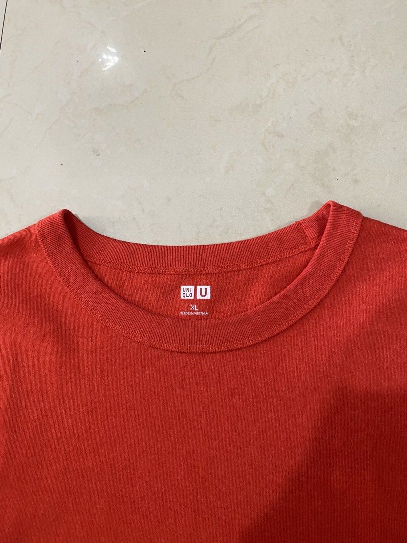 UNIQLO U RED ORANGE CREWNECK TEE (Category: Tshirts & Polo Shirts ) located in Talisay. Submitted by hustlethrift_2600 (Listing ID 1457480449, Image 3). Description: UNIQLO U RED ORANGE CREWNECK TEE XL ON TAG 23-24 W 30 L EXCELLENT CONDITION 9.9/10 COLOR RATE NO ISSUE - 449 🏷️.