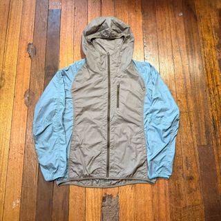(Category: ) located in . Submitted by thrift-wears (Listing ID 1457430266, Image 1). Description: .