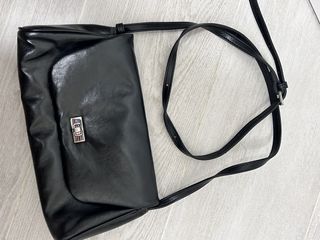 （分類：）位於 。 由 khloe7 提交（商品編號 1457445878，圖片 1）。簡介： 。