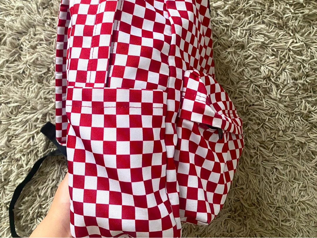 Vans Old Skool III Check Backpack - Red / White (Category: Backpacks) located in Manila. Submitted by findsbyj (Listing ID 1457406189, Image 3). Description: - Original - Brand New Price: 3k++ - Large Capacity - Many Compartments - Fits 16 Inch Laptop - Pre-Loved Backpack - Lady Owned - Minor Yellow Stain on One Side near the Water Compartment, no other issues than that. - Still Negotiable MOP💸 - Gcash - Cash if Meet Up Delivery📦 - Lalamove (Sh