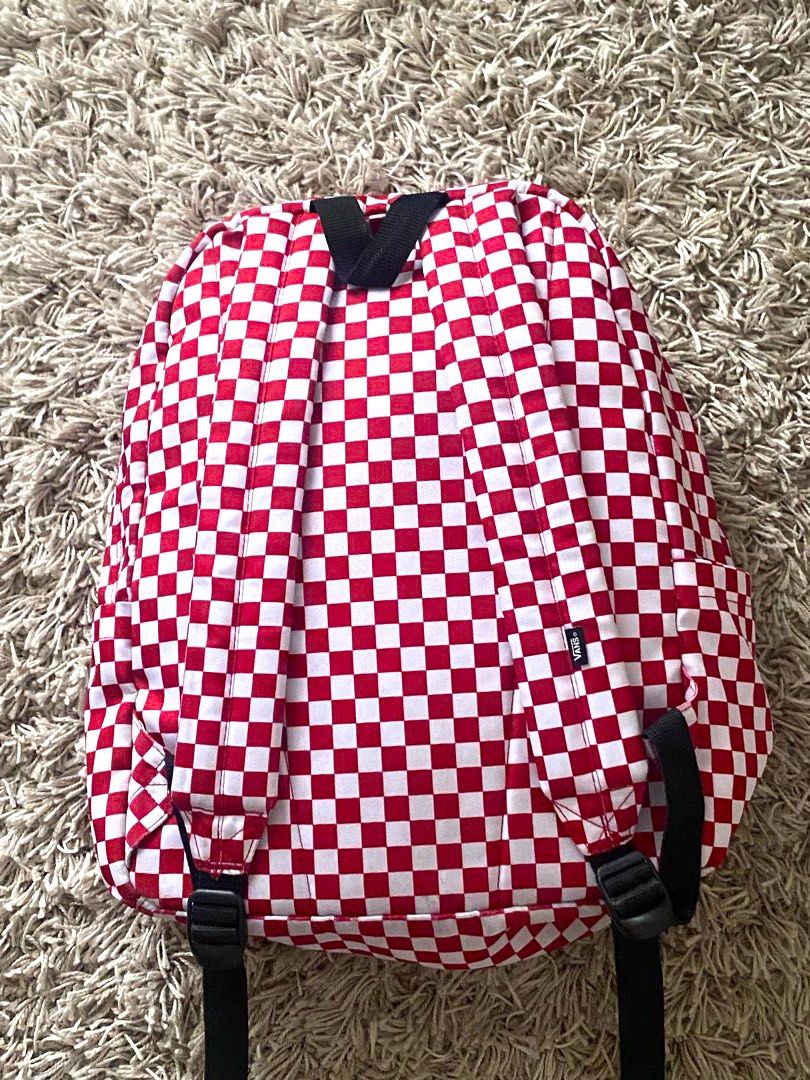 Vans Old Skool III Check Backpack - Red / White (Category: Backpacks) located in Manila. Submitted by findsbyj (Listing ID 1457406189, Image 2). Description: - Original - Brand New Price: 3k++ - Large Capacity - Many Compartments - Fits 16 Inch Laptop - Pre-Loved Backpack - Lady Owned - Minor Yellow Stain on One Side near the Water Compartment, no other issues than that. - Still Negotiable MOP💸 - Gcash - Cash if Meet Up Delivery📦 - Lalamove (Sh