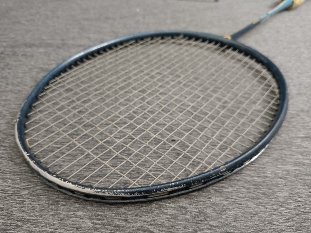 VICTOR Adventure All Carbon Graphite 羽毛球拍拍框細節