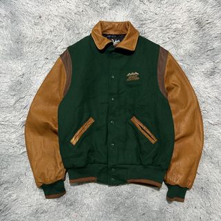 (Category: ) located in . Submitted by itsvintageclothing (Listing ID 1457507040, Image 1). Description: .
