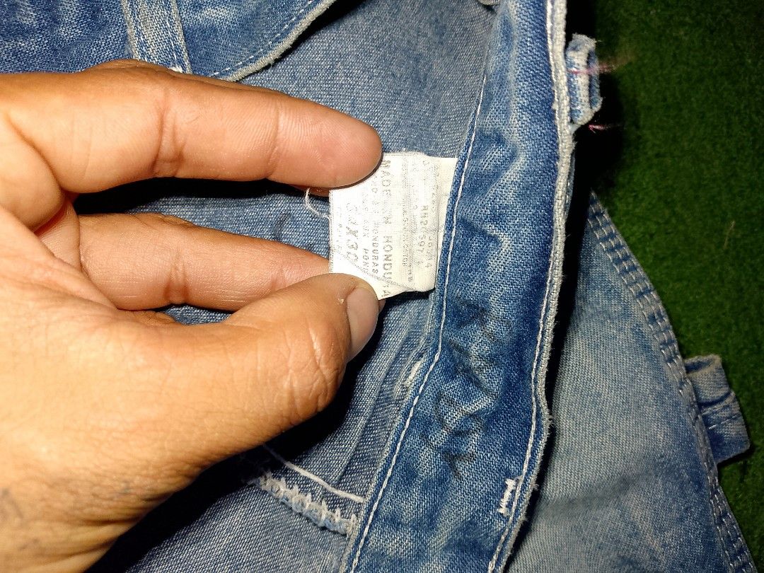 Vintage Dickies Carpenter Pants Altered (Category: Jeans) located in Cainta. Submitted by jheyypagudar (Listing ID 1457468413, Image 2). Description: - Vintage Dickies Carpenter Pants - Size: 34x35 - Leg Opening: 7.5 inches - Color: Classic Blue Denim - Features: Iconic Dickies red tab, multiple utility pockets - Condition: Altered - Style: Ideal for workwear or casual outfits.