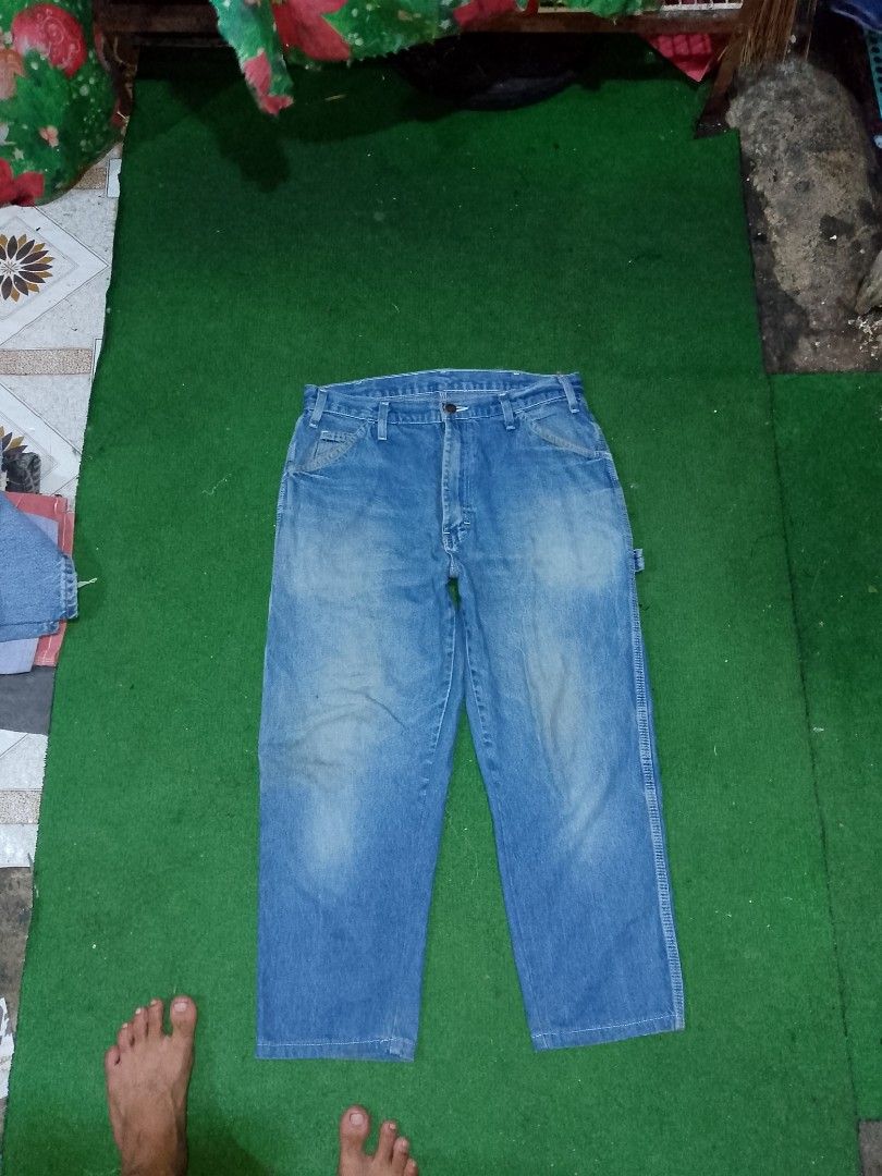 Vintage Dickies Carpenter Pants Altered (Category: Jeans) located in Cainta. Submitted by jheyypagudar (Listing ID 1457468413, Image 3). Description: - Vintage Dickies Carpenter Pants - Size: 34x35 - Leg Opening: 7.5 inches - Color: Classic Blue Denim - Features: Iconic Dickies red tab, multiple utility pockets - Condition: Altered - Style: Ideal for workwear or casual outfits.