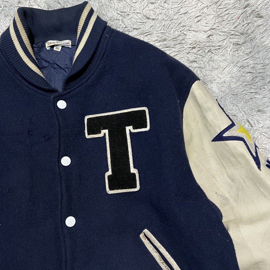 Vintage Disney goofy leather wool varsity jacket (Category: Coats, Jackets and Outerwear) located in Baguio. Submitted by itsvintageclothing (Listing ID 1457507298, Image 2). Description: Length 28 Pit to pit 26.