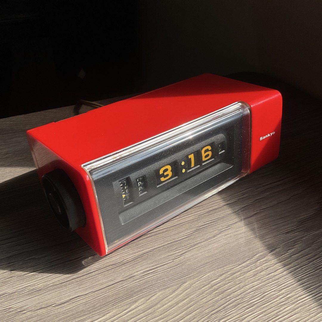 Vintage SANKYO T-100 Flip Clock (Category: Clocks) located in Marilao. Submitted by thewoodstudio (Listing ID 1457210519, Image 1). Description: Good vintage conditions. All is working properly and perfectly We will include step down converter para ready to use na..