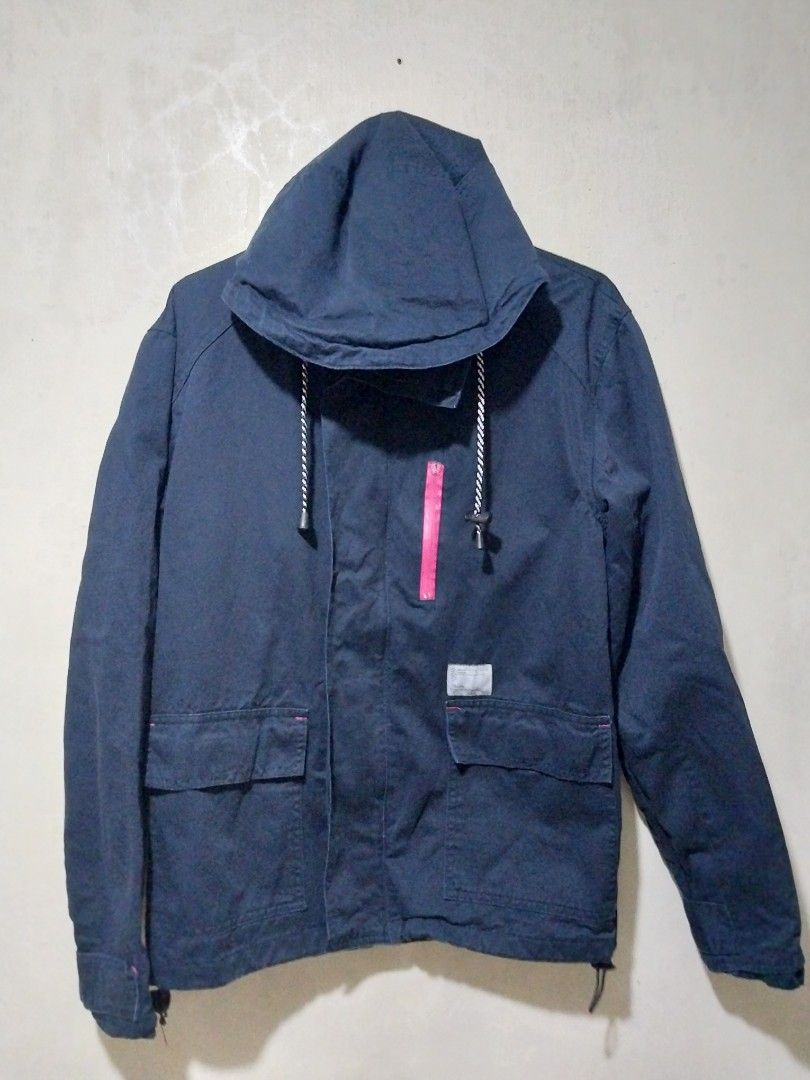 VISVIM Jacket Men's Windstopper 2001 Cubism Inc (Category: Coats, Jackets and Outerwear) located in Manila. Submitted by PrinceDani.Clothing (Listing ID 1457466000, Image 2). Description: visvim navy blue pink hoodie jacket xl on tag Medium fit 21in width 26in length excellent condition .