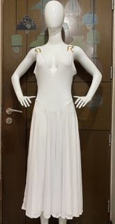 (Category: ) located in . Submitted by rachelizedfashionboutique (Listing ID 1457453060, Image 1). Description: .