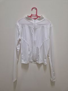 (Category: ) located in . Submitted by radicallypreloved (Listing ID 1457486106, Image 1). Description: .