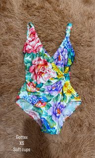 (Category: ) located in . Submitted by la.sirena (Listing ID 1457509304, Image 1). Description: .