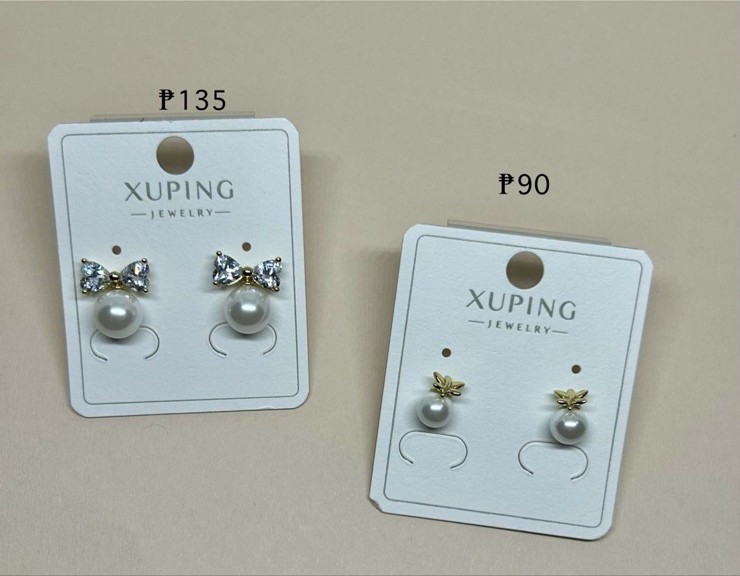 Xuping Earrings (Category: Earrings) located in Marikina City. Submitted by ismoooth (Listing ID 1389680997, Image 1). Description: Xuping fashion jewelry.