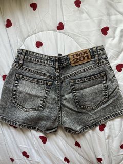 (Category: ) located in . Submitted by misuthrift (Listing ID 1457408697, Image 1). Description: .