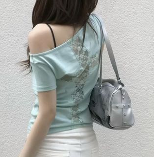 (Category: ) located in . Submitted by buymorefordiscount67 (Listing ID 1457375945, Image 1). Description: .