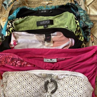(Category: ) located in . Submitted by sadgurlsneedmoney_ (Listing ID 1457402134, Image 1). Description: .