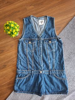 (Category: ) located in . Submitted by 3rclothingstore (Listing ID 1457373644, Image 1). Description: .