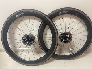 （分類：）位於 。 由 skatehk 提交（商品編號 1457489934，圖片 1）。簡介： 。