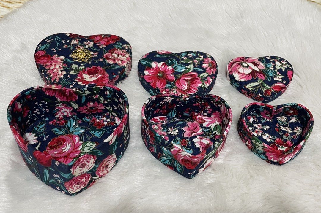 3 Heart Shaped nesting boxes with rose floral designs inside and out (Category: Body Jewelry) located in Quezon City. Submitted by sissymissy1527 (Listing ID 1457702882, Image 1). Description: Like new condition .