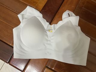 由 joanlu.lion (刊登 ID 1457521404，圖片 1) 提交，位於 的 (類別：)，說明：。