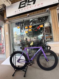 (Category: ) located in . Submitted by bikehorizon (Listing ID 1457595861, Image 1). Description: .