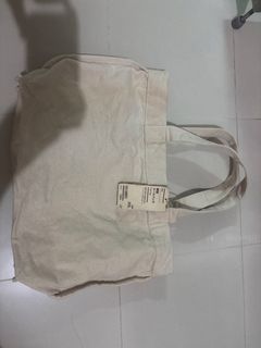 （分類：）位於 。 由 __yau 提交（商品編號 1457665765，圖片 1）。簡介： 。