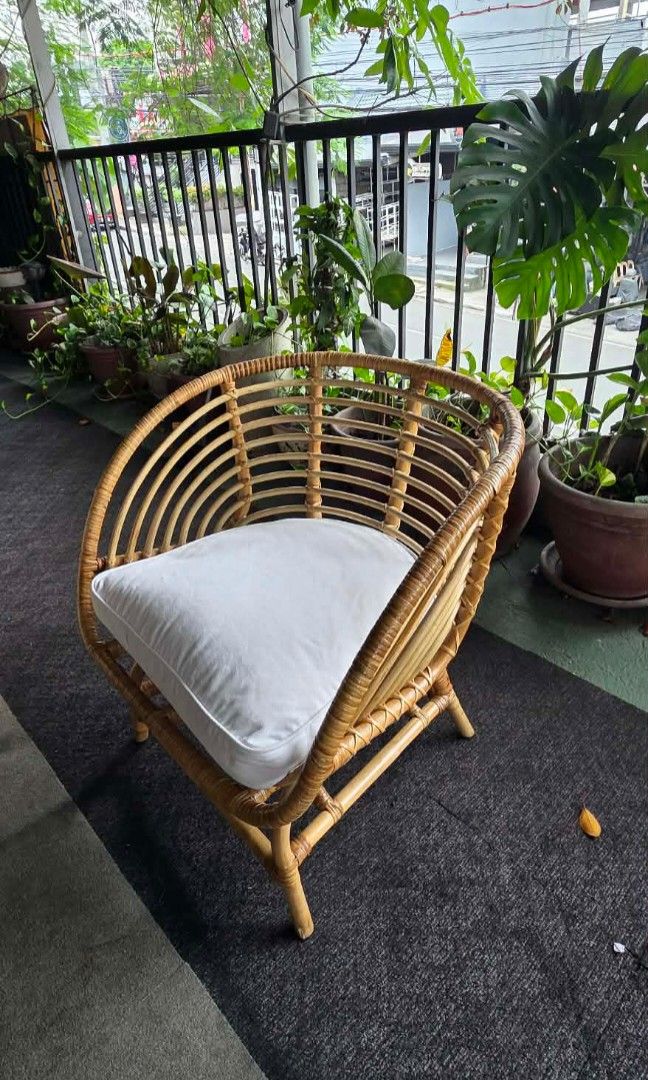 Accent Rattan sofa (Category: Sofas) located in Quezon City. Submitted by jmandchad143 (Listing ID 1457517692, Image 2). Description: For sale! Single size accent rattan sofa QUALITY JAPAN SURPLUS GUARANTEED ITEM IS IN GOOD CONDITION AND CLEAN.