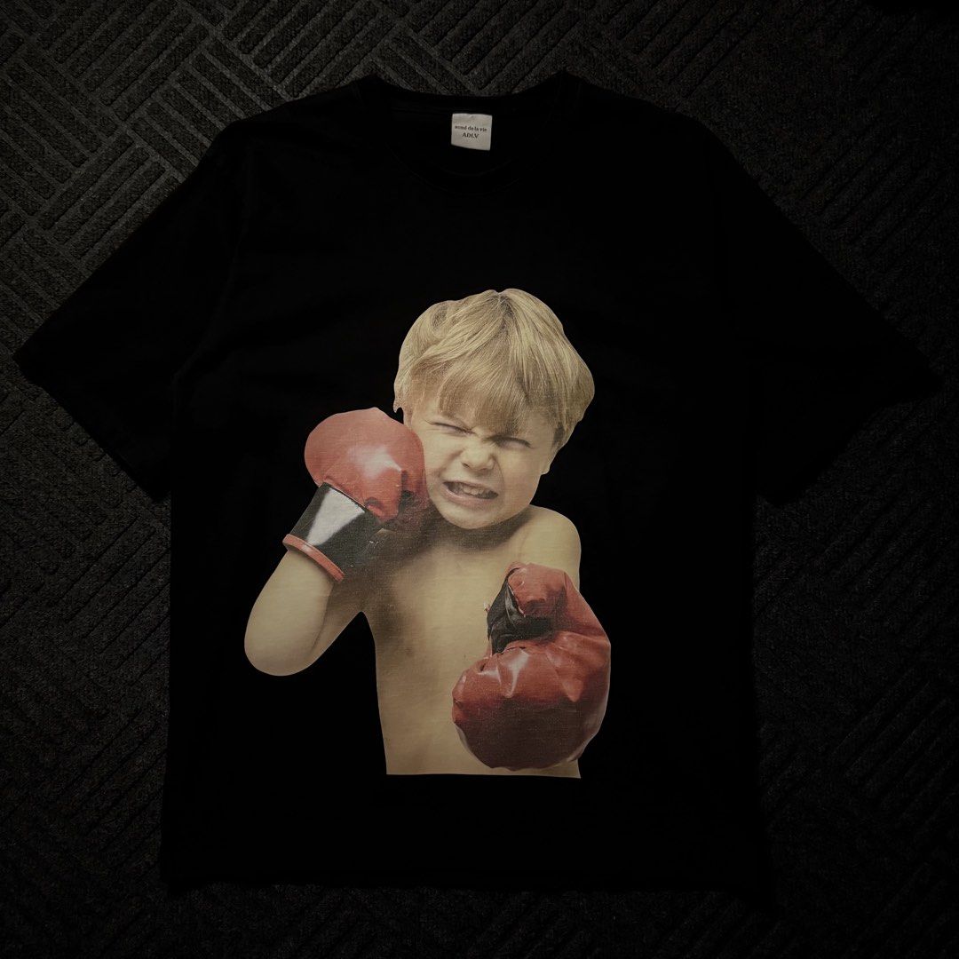 Acmé De la vie Boxing Kid (Category: Tshirts & Polo Shirts ) located in Davao. Submitted by archived.status (Listing ID 1457610543, Image 1). Description: COLOR MAY VARY DUE TO LIGHTING‼️ Condition: 9.5/10 Color rate: 9.5/10 Issue: N/A Size 1 Width 22 Length 28.