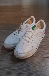（分類：）位於 。 由 snkrwatch 提交（商品編號 1457541190，圖片 1）。簡介： 。