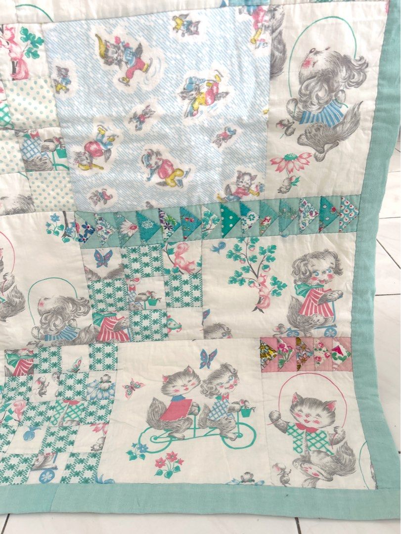 Alas Patchwork - Cat Design (Category: Other Home Decor) located in Kuala Lumpur. Submitted by azthrift69 (Listing ID 1457529821, Image 3). Description: Item selected bundle - belum basuh Material cotton ( 2 layers ) Size 97 x 105 cm Condition as pictures No fussy / joy / return / refund Postage RM8 Semenanjung.