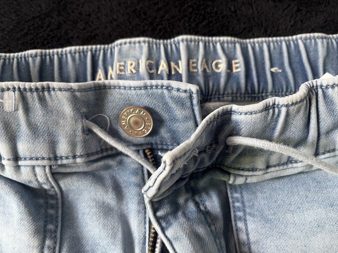 American Eagle Kids Jogger 8-12yrs old (Category: Babies & Kids Fashion) located in Manila. Submitted by swift_tiny_treasure (Listing ID 1457547265, Image 2). Description: .
