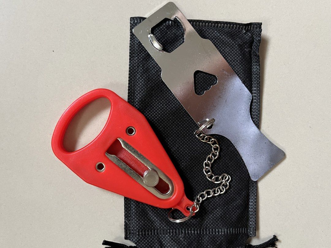 Anti-Theft Door Lock (Category: Locks, Doors & Gates) located in Caloocan City. Submitted by justprettythings07 (Listing ID 1457592208, Image 1). Description: .