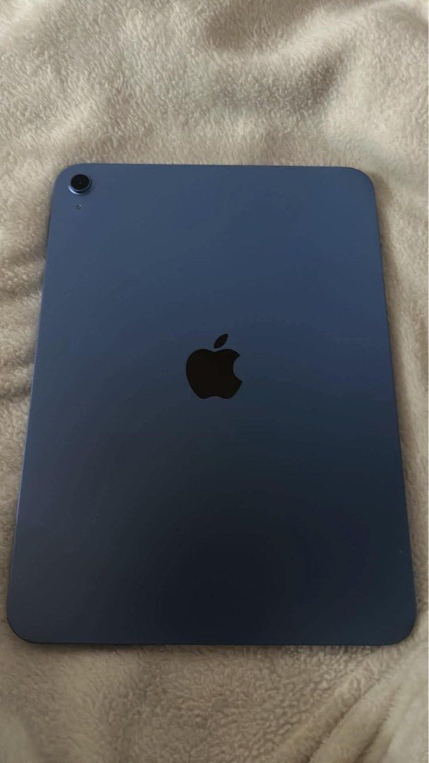 Apple iPad (A16 Gen) Blue (Category: iPad) located in Manila. Submitted by jiro066865 (Listing ID 1457655743, Image 1). Description: - Blue iPad A16 - Slim and portable design - Power button located on top - Speakers on the bottom edge - Selling because I upgraded to a newer model.